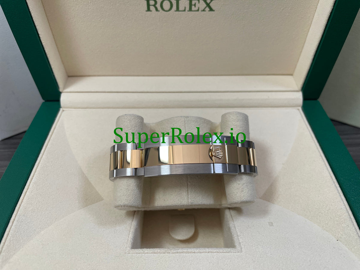Submariner Date 41mm Steel and Yellow Gold 126613LB