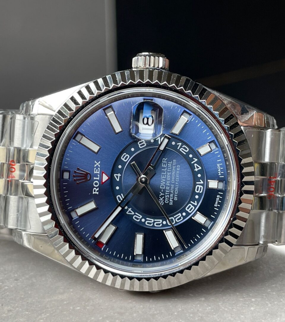 Noob FACTORY 1:1 Sky-Dweller 326935 SS Blue Dial