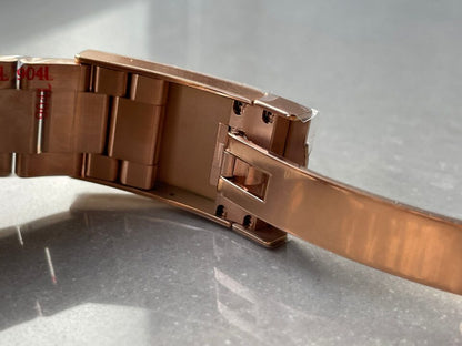 Noob FACTORY 1:1 Sky-Dweller 326935 RG/SS Turquosi Dial