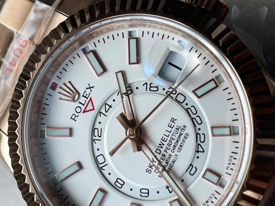 Noob FACTORY 1:1 Sky-Dweller 326934 SS Best Edition White Dial A23J
