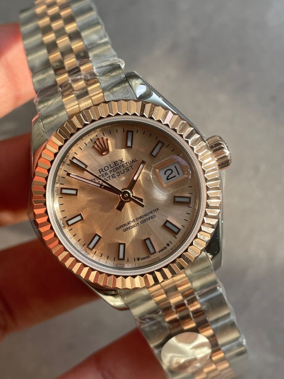 Datejust 28mm 904L RG/SS Champagne Dial A2671