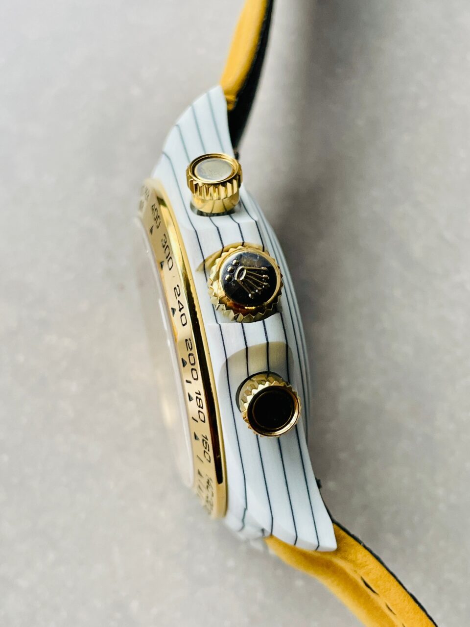 DIWF Factory 1:1 Daytona DIW White Carbon/YG Best Edition Gold Dial A7750