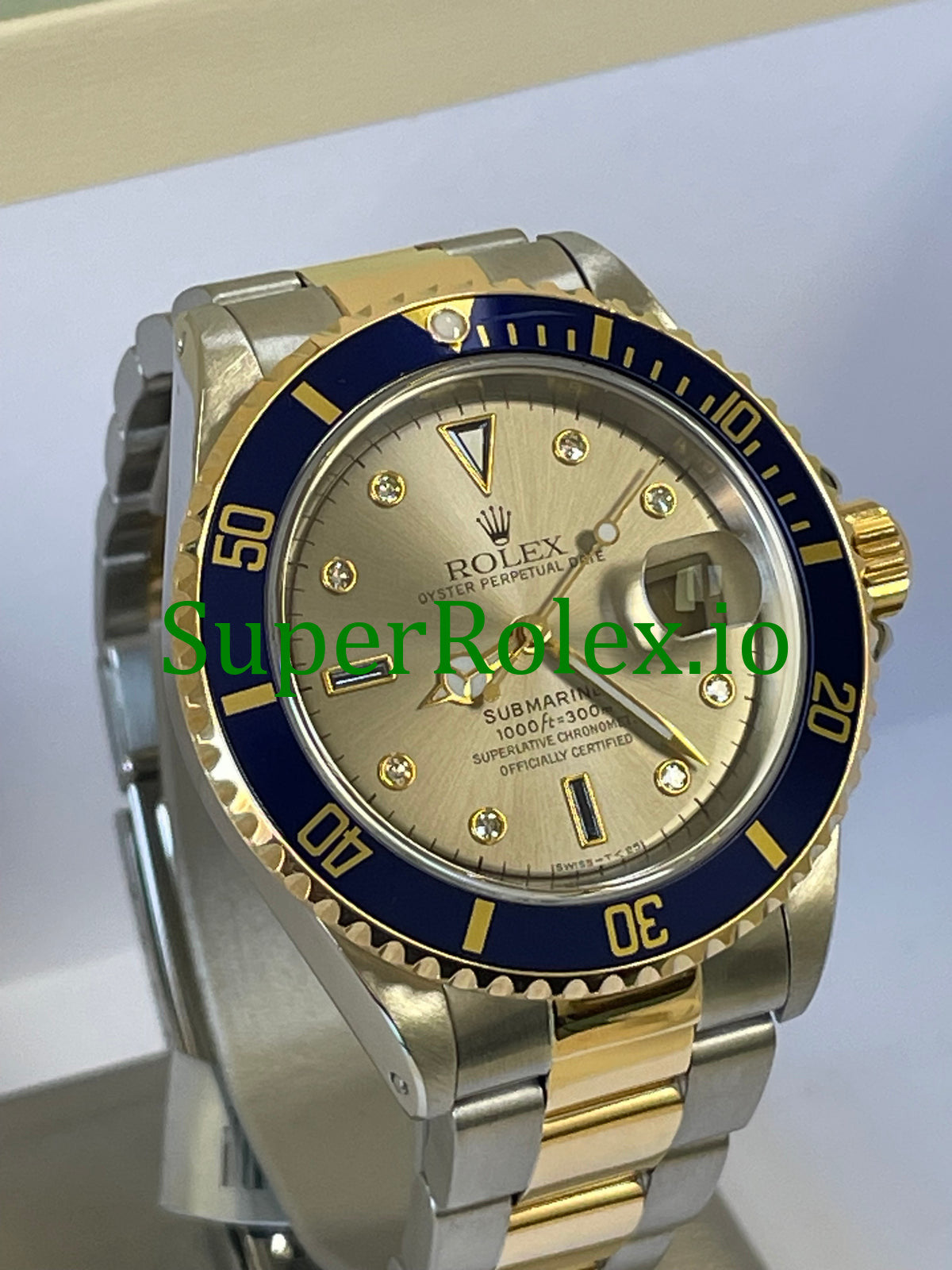 Submariner Date 40MM Steel and Gold Ref.16613