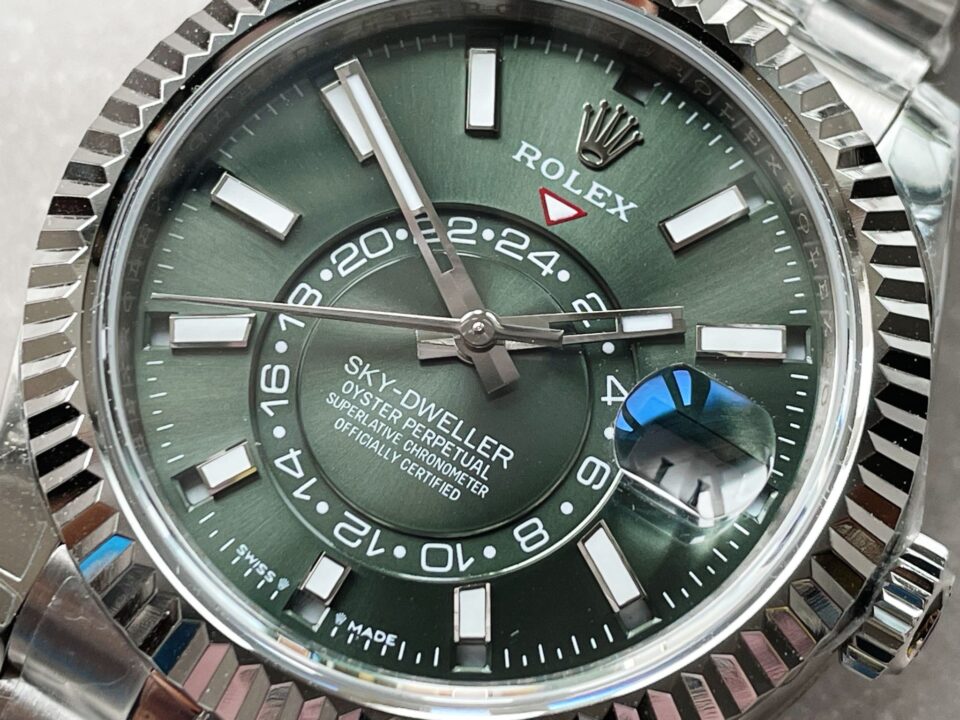Noob FACTORY 1:1 Sky-Dweller 326935 SS Green Dial