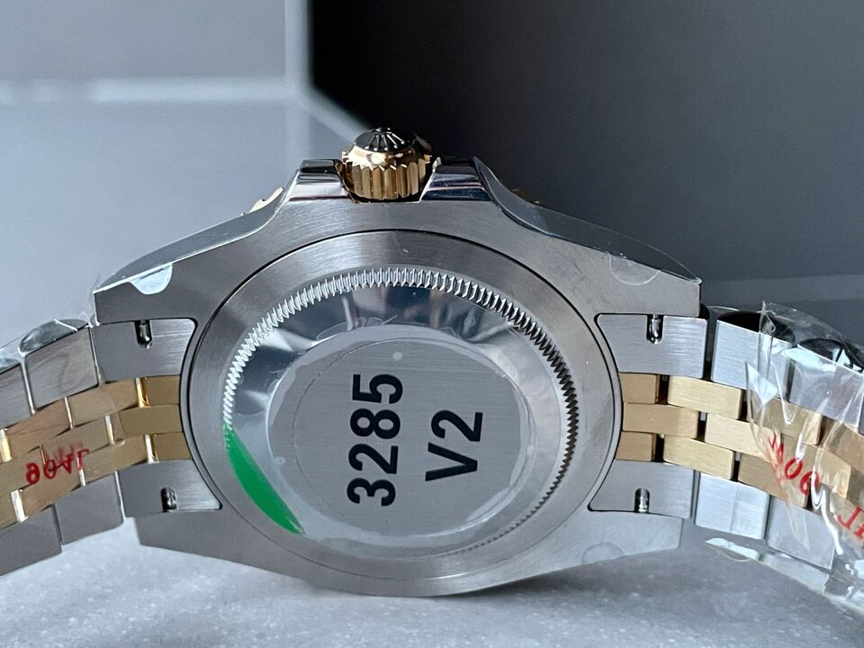EWF Factory 1:1 GMT-Master II 126713GRNR 904L YG/SS Black Dial Dots VR3285