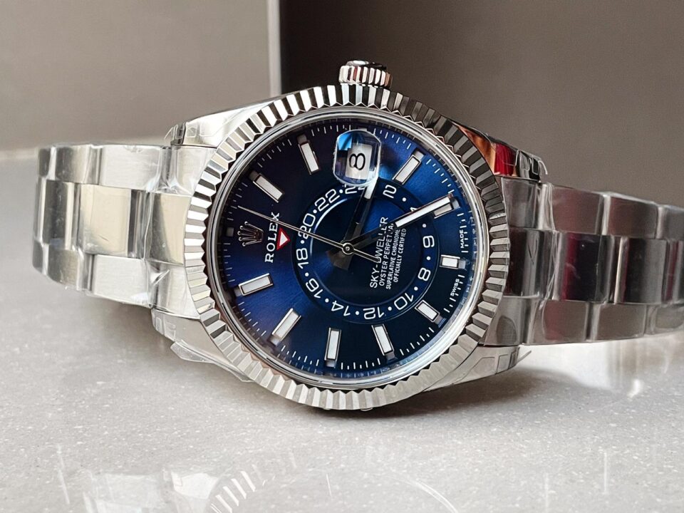 Noob FACTORY 1:1 Sky-Dweller 326934 SS Best Edition Blue Dial A23J