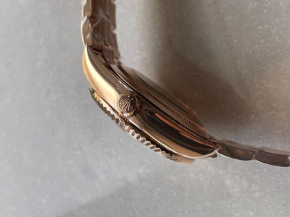 Noob FACTORY 1:1 Sky-Dweller 326935 RG/SS Turquosi Dial