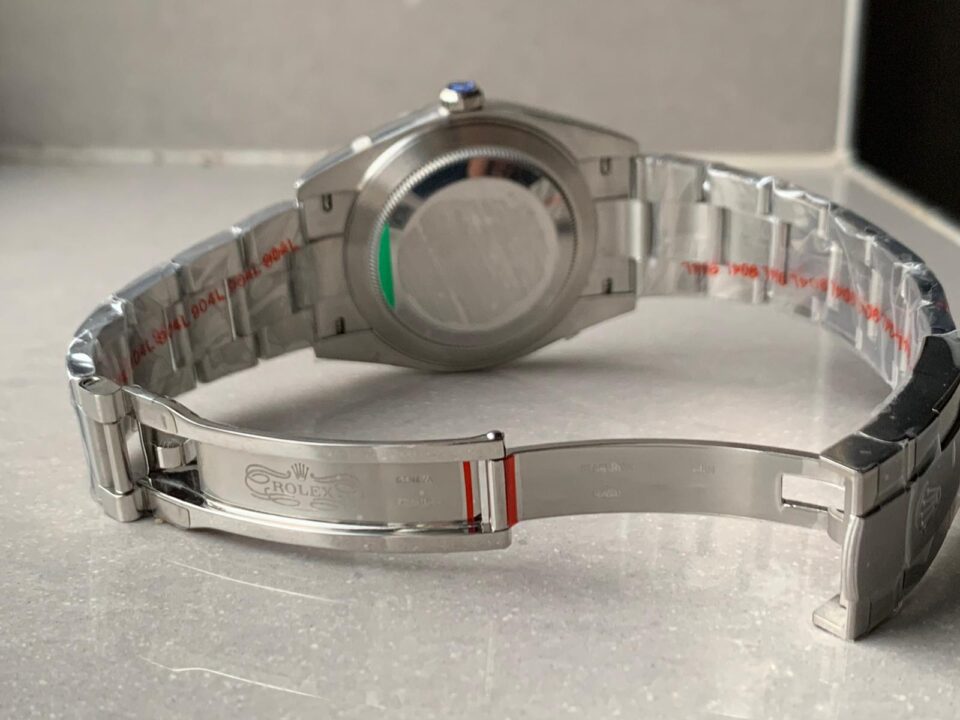 EW FACTORY 1:1 OYSTER PERPETUAL SILVER DIAL 41MM Asian A3230