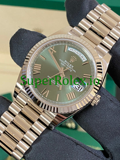 Day-Date 40MM Ref.228239 - Olive Green Bevelled Roman Dial