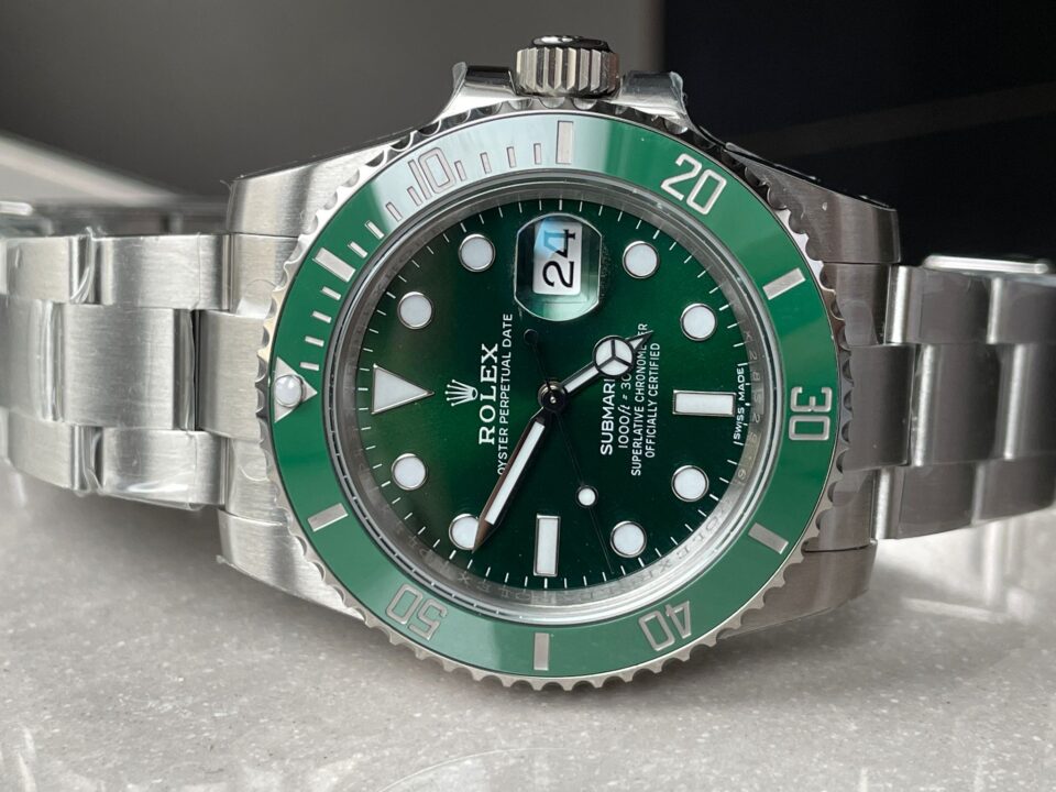 VSF FACTORY 1:1 HULK SUBMARINER 116610 LV BEST EDITION GREEN CERAMIC 904L STEEL VS3135