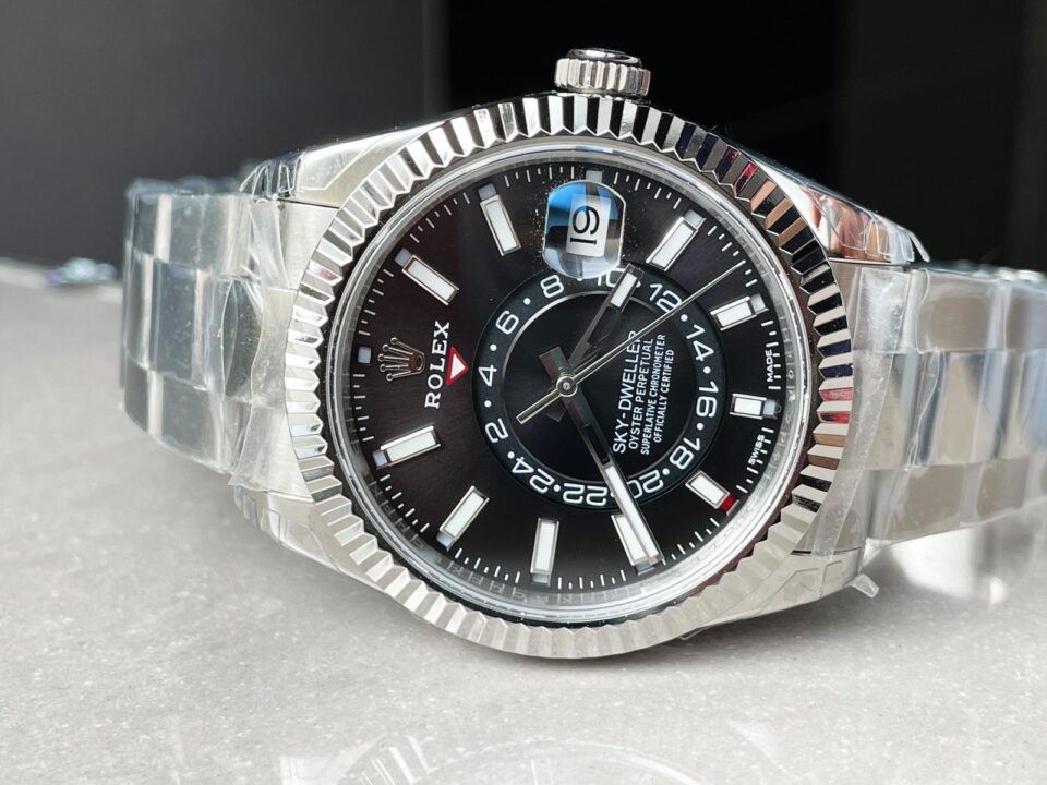 Noob FACTORY 1:1 Sky-Dweller 326934 SS Best Edition Black Dial A23J
