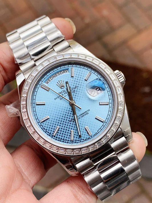 SS Factory 1:1 Day Date II Best Edition BAGUETTE DIAMONDS Bezel Ice Blue Dial Crystal Markers A3255