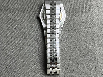 Land-Dweller 40 mm Ice Blue Dial (2025)