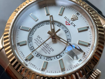 Twf FACTORY 1:1 Skydweller SS/RG best edition white dial