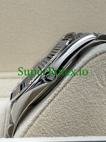 Datejust 41 White Gold Bright Blue Motif Dial Ref.126334