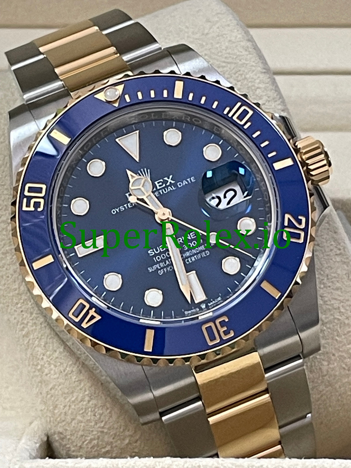 Submariner Date 41mm Steel and Yellow Gold 126613LB