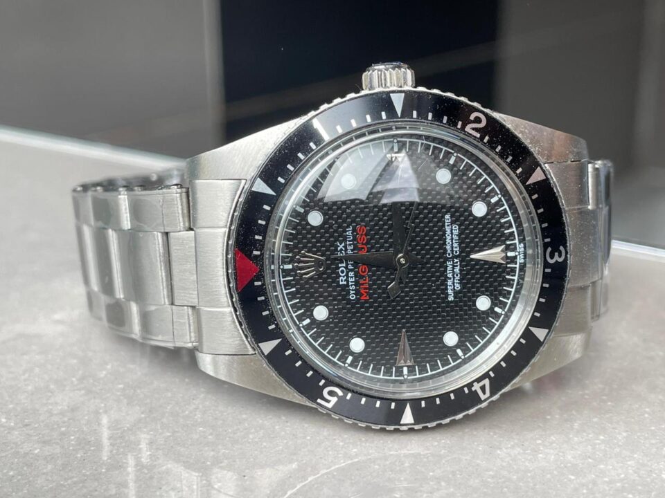 VINTAGE Milgauss 6541 PT Edition Black Dial on Rivet Bracelet