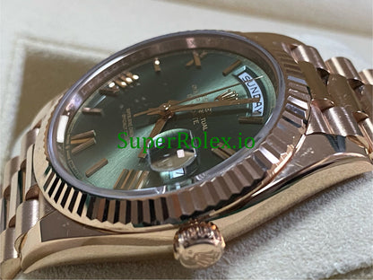 Day-Date 40MM Everose Gold Ref.228235 Olive Green Roman Dial