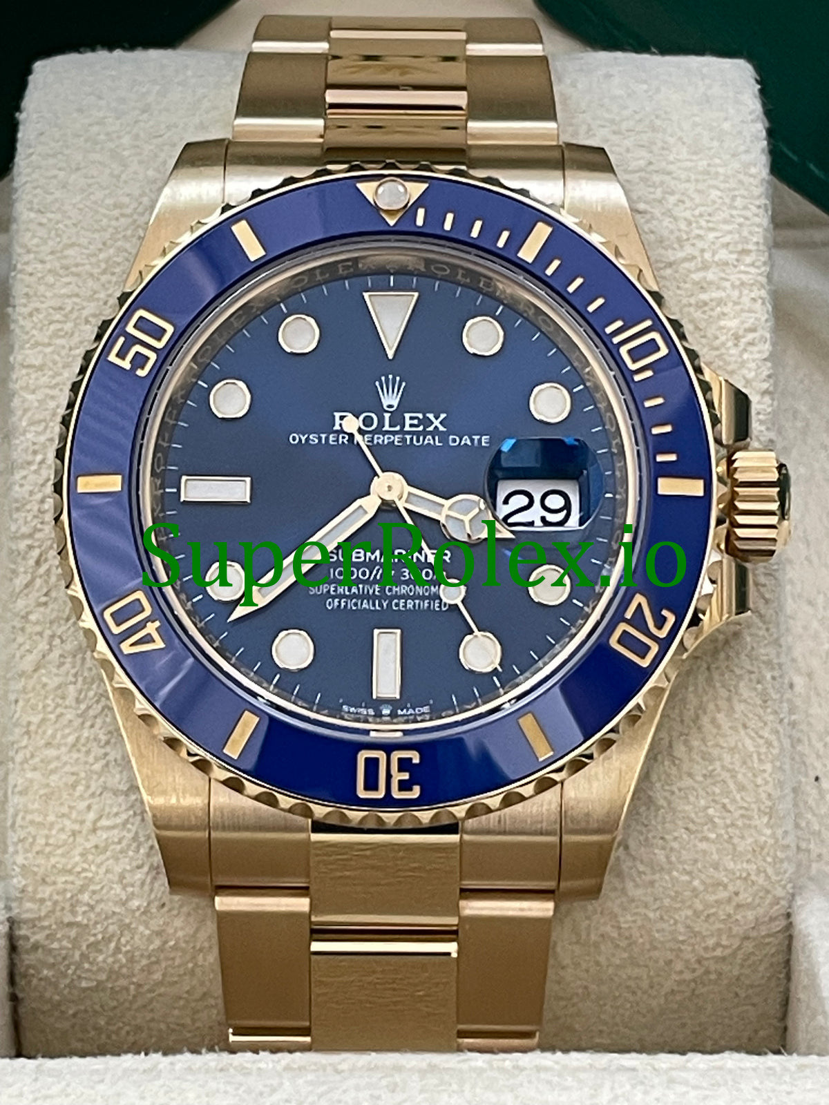 Submariner Date 41MM Yellow Gold Ref.126618LB
