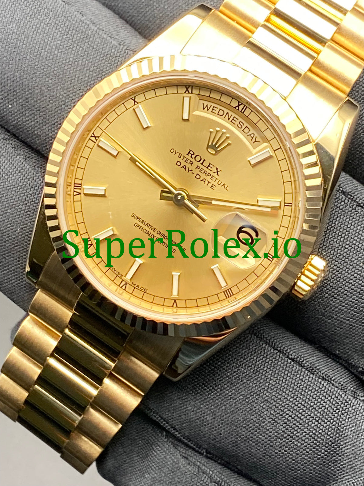 Day-Date 36MM Yellow Gold Champagne Index Dial Ref.118238