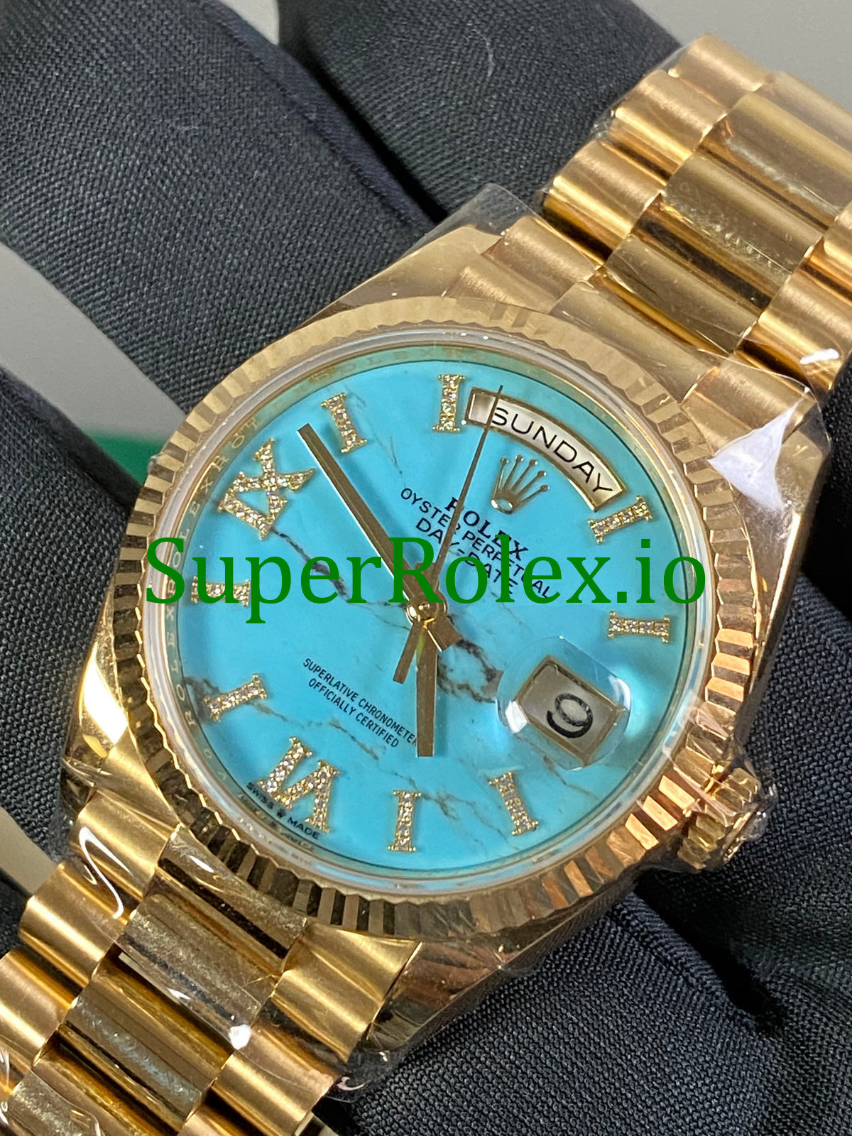 Day-Date 36MM Yellow Gold Turquoise Diamond-Set Dial Ref.128238