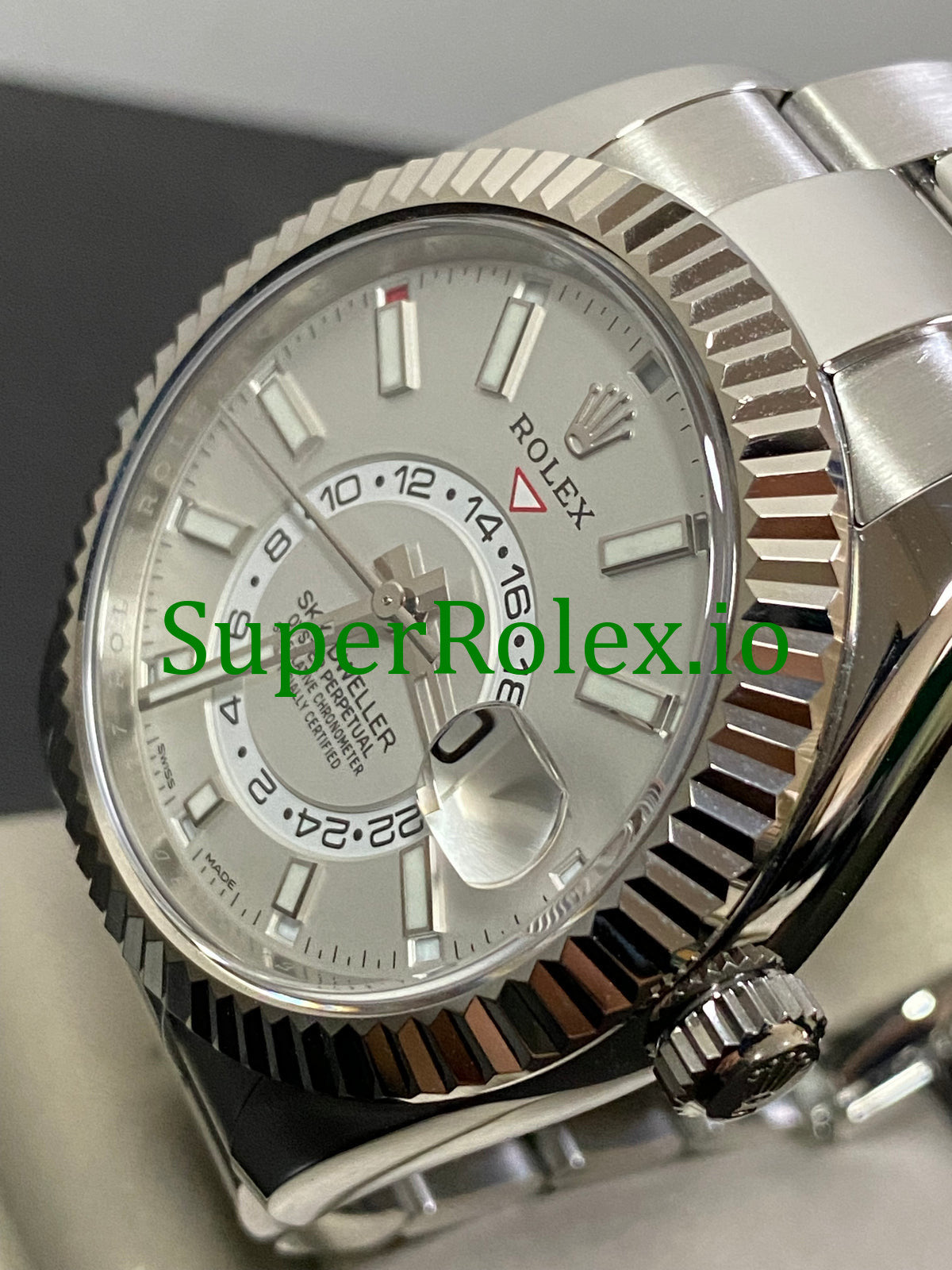 Sky-Dweller White Rolesor Ref.326934 - White Index Dial
