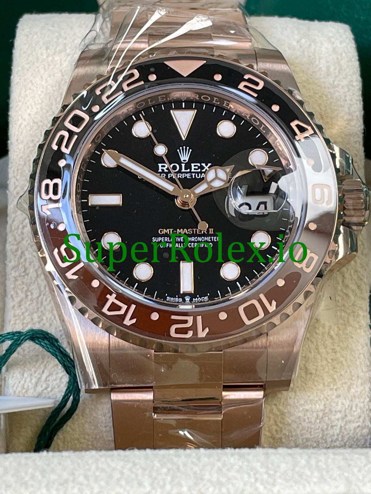 GMT-Master II 40mm Everose Gold Ref.126715CHNR