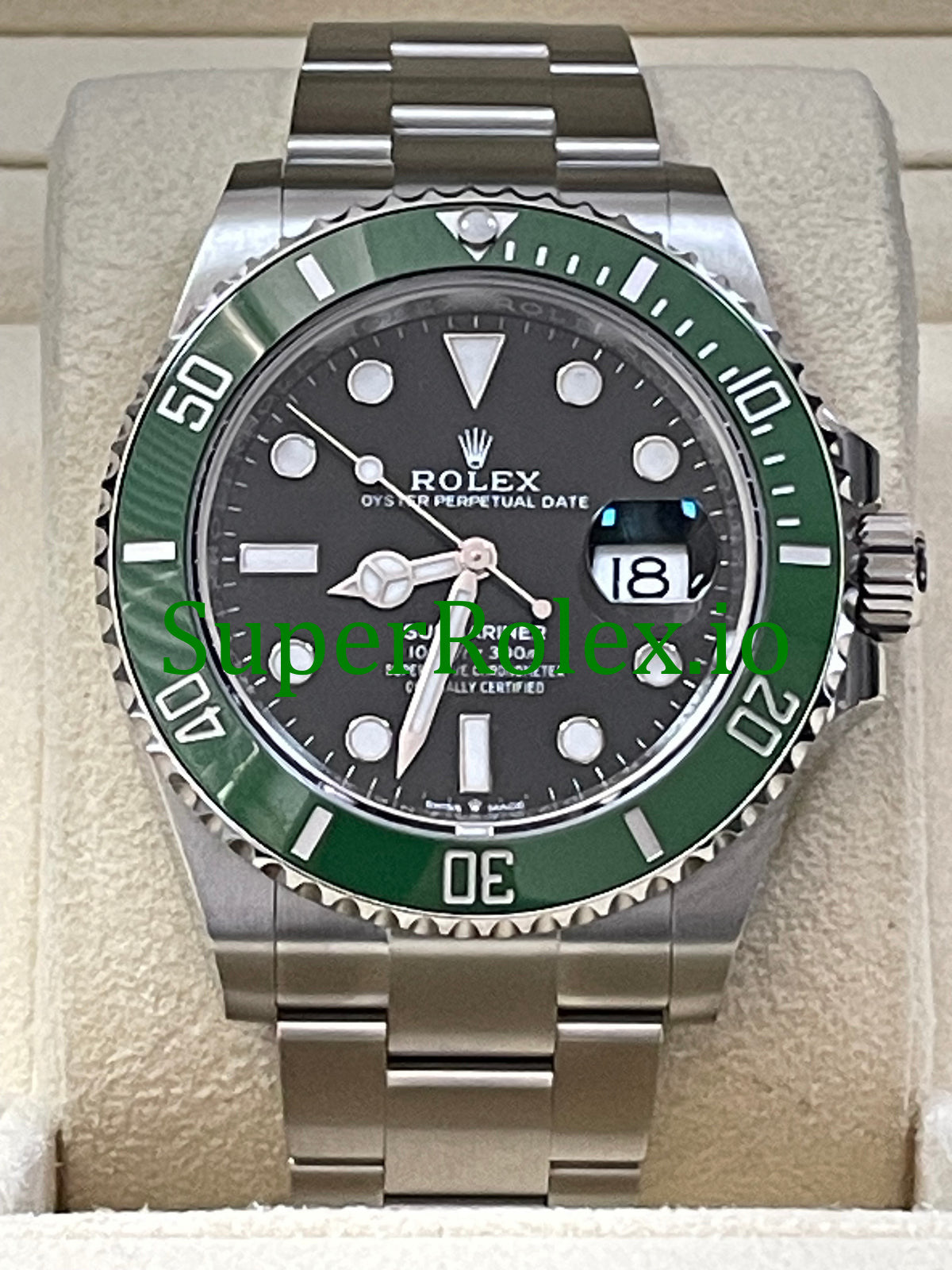 Submariner Date 41MM 126610LV Green Bezel Steel