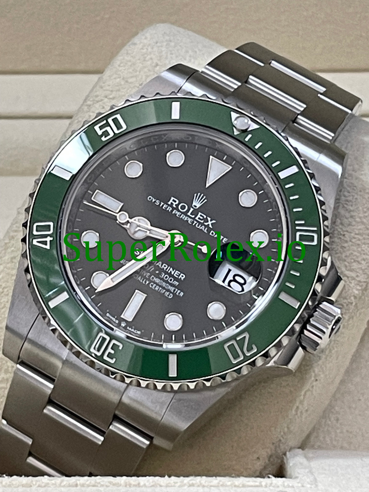 Submariner Date 41MM 126610LV Green Bezel Steel