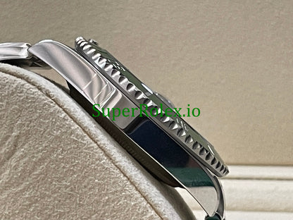 Submariner Date 41MM 126610LV Green Bezel Steel