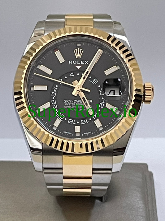 Sky-Dweller Yellow Rolesor Ref.326933- Black Index Dial