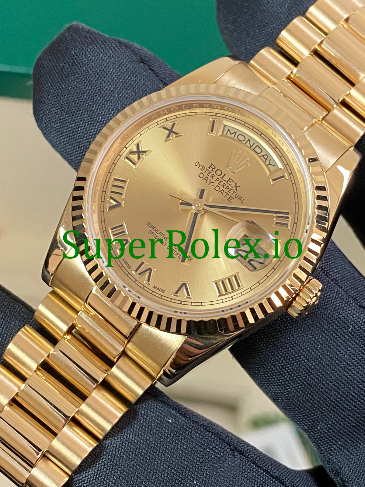 Day-Date 36MM Yellow Gold Champagne Roman Dial Ref.118238