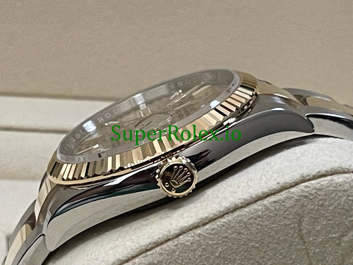 Datejust 36 Yellow Gold Golden Motif Dial Ref.126233